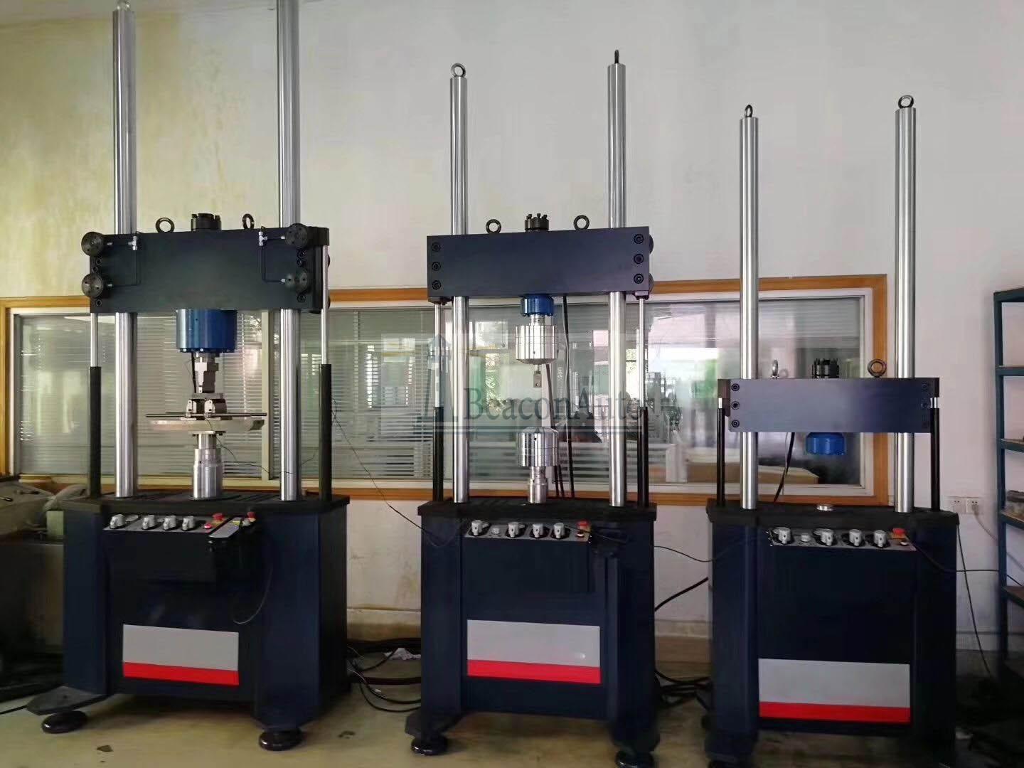 微機(jī)控制電液伺服動(dòng)靜萬能疲勞試驗(yàn)機(jī)主要技術(shù)指標(biāo)